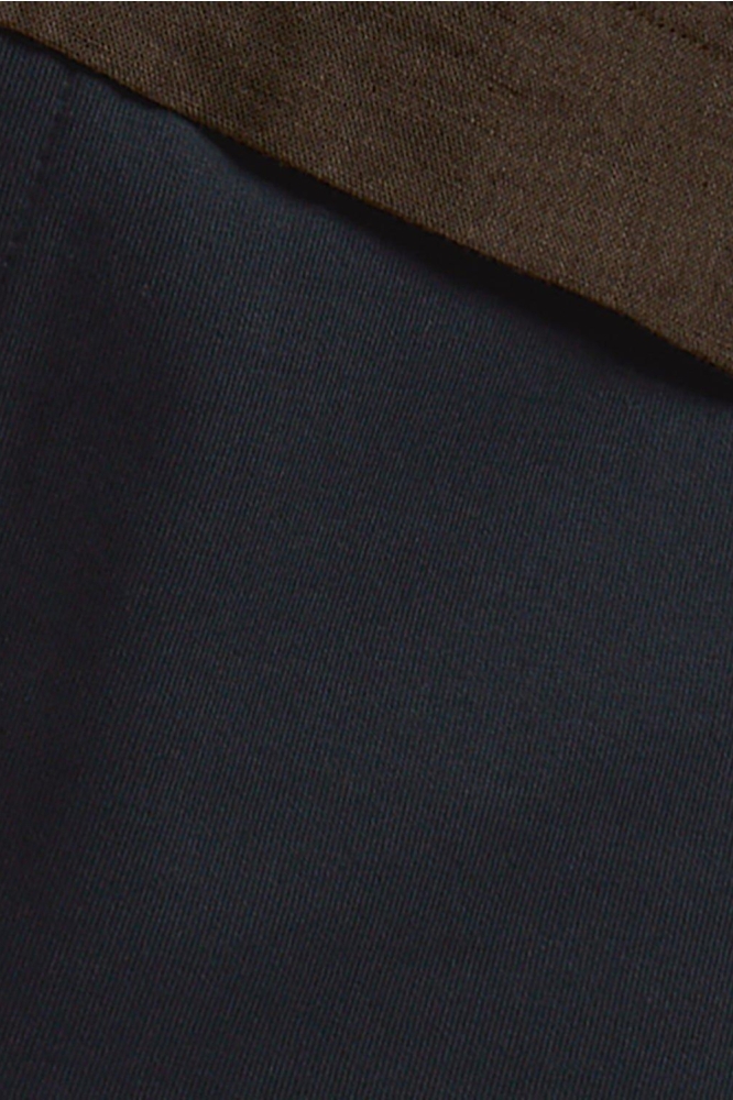 Lyle & Scott blauwe heren korte broek | Close up