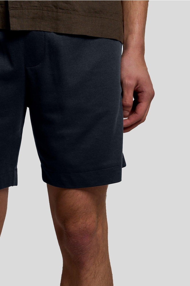 Lyle & Scott blauwe heren korte broek | Close up