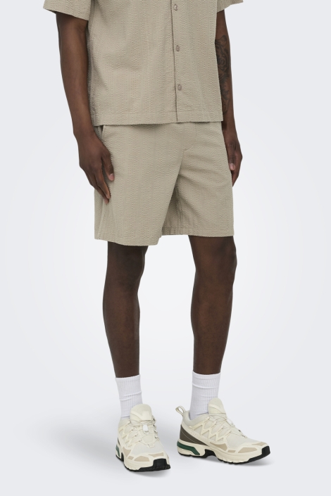 Only & Sons camel heren korte broek | Model vooraanzicht