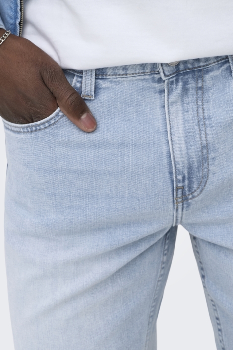 Only & Sons blauwe heren korte broek | Close up