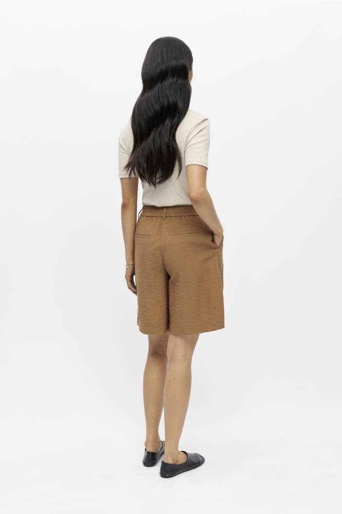 Object camel dames korte broek | Model