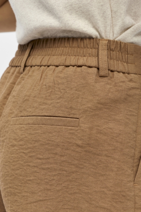 Object camel dames korte broek | Close up