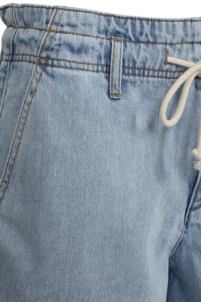 Freequent blauwe dames korte broek | Close up