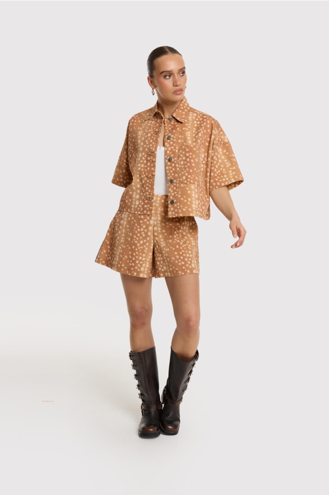 Refined Department camel dames korte broek | Model