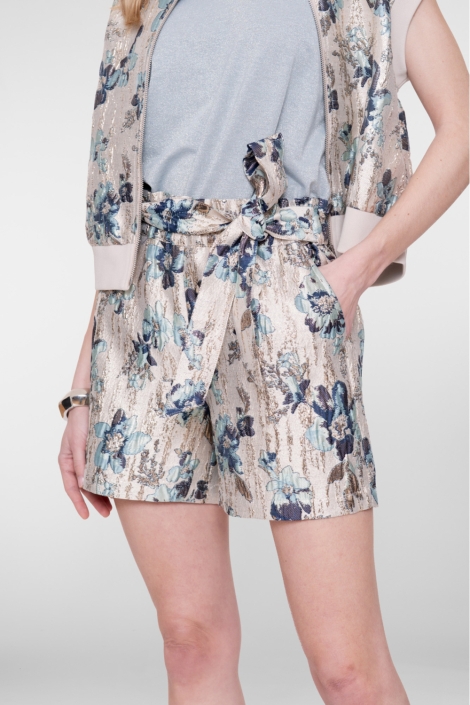 Geisha beige dames korte broek | Model vooraanzicht