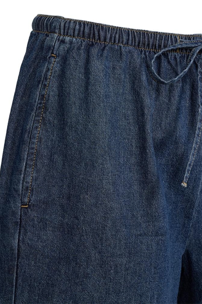 Freequent blauwe dames korte broek | Close up