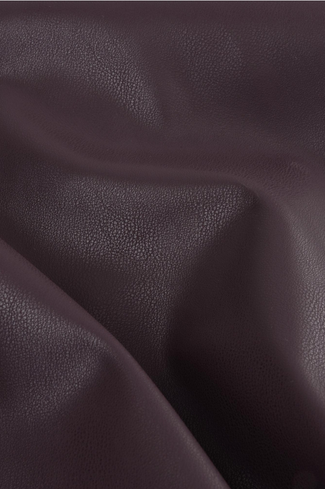 Ydence bordeaux dames korte broek | Kleurstaal