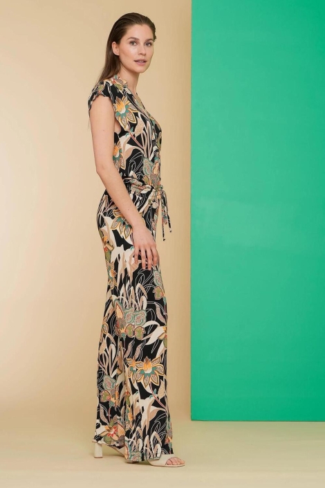 Geisha multi color dames jumpsuit | Model zijaanzicht