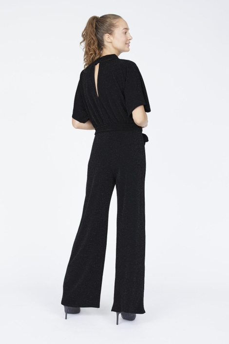 SisterS point zwarte dames jumpsuit | Model achteraanzicht