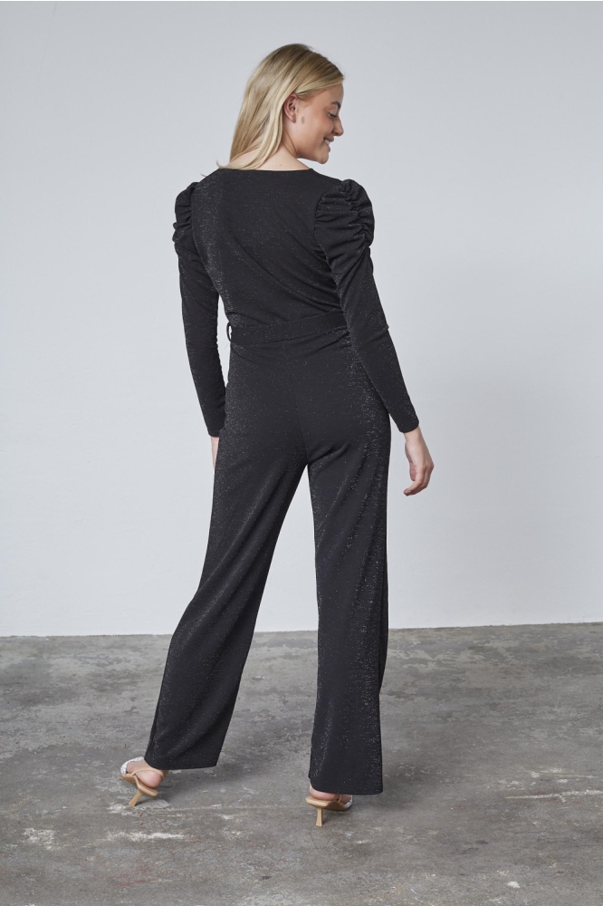SisterS point zwarte dames jumpsuit | Model achteraanzicht