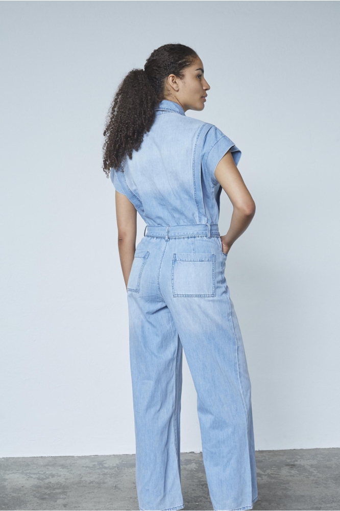 SisterS point blauwe dames jumpsuit | Model achteraanzicht