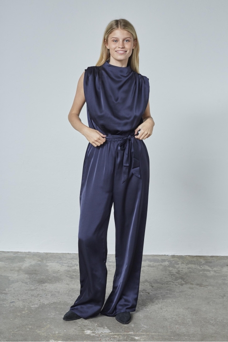 SisterS point blauwe dames jumpsuit | Model vooraanzicht