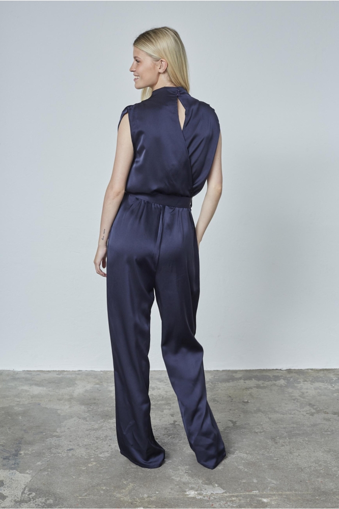 SisterS point blauwe dames jumpsuit | Model achteraanzicht
