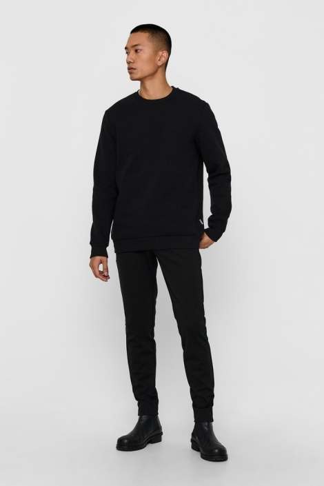 Only & Sons zwarte heren sweater | Model