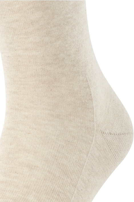 Falke beige heren accessoire | Close up