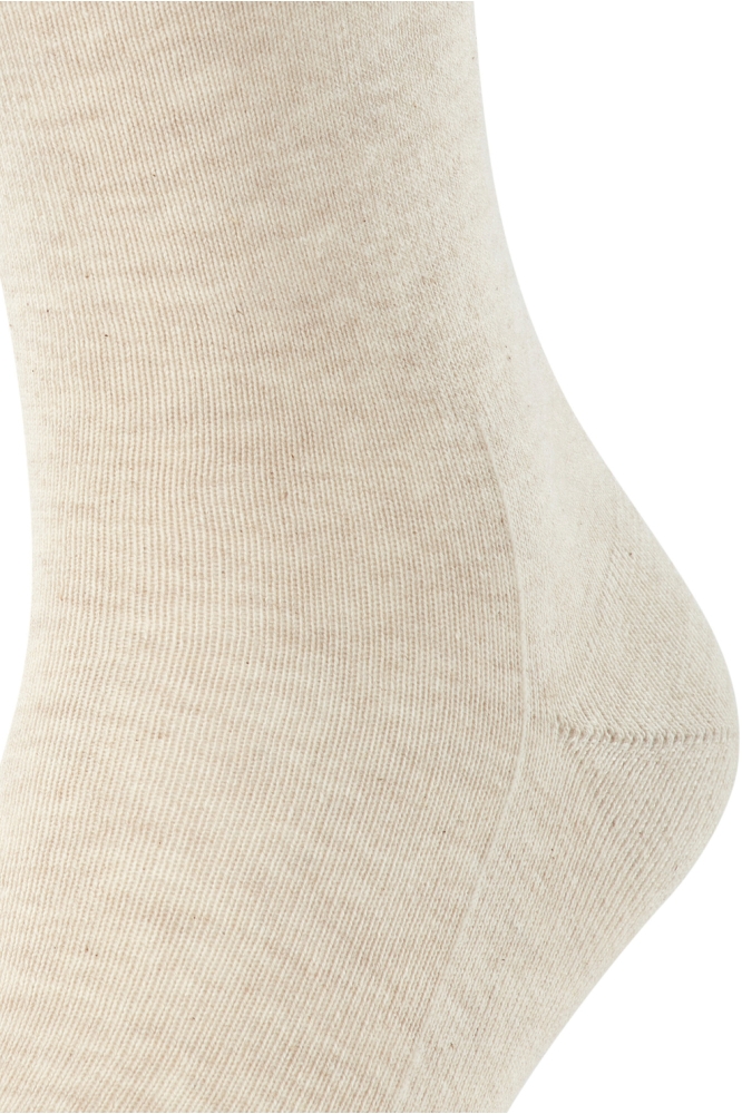 Falke beige heren accessoire | Close up