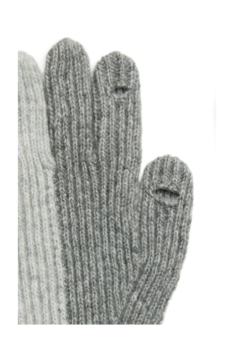 Pieces grijze dames accessoire | Close up