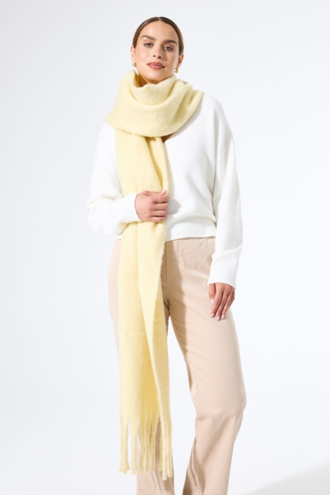 Garcia gele dames sjaal | Model vooraanzicht