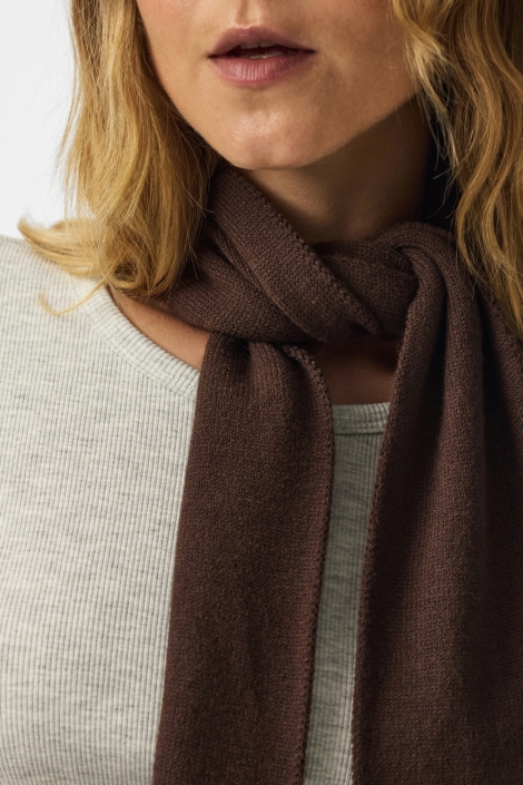 Pieces bruine dames sjaal | Close up