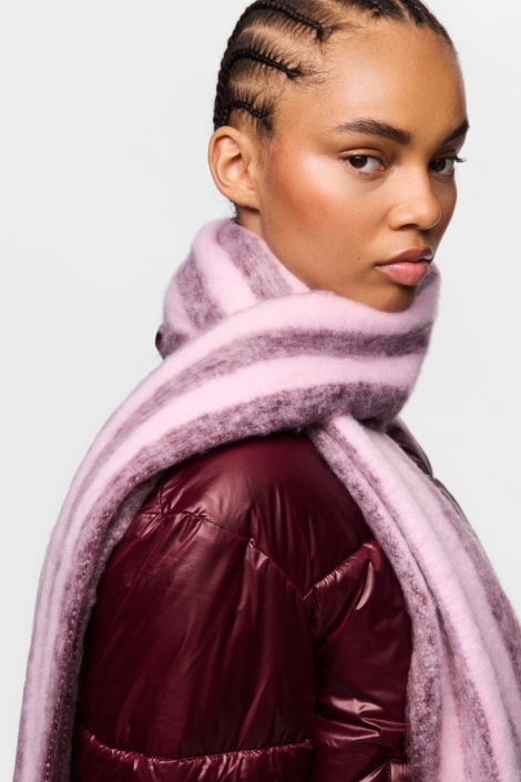 Pieces bordeaux dames sjaal | Close up