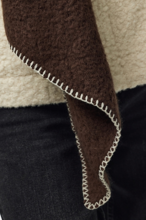 Pieces bruine dames sjaal | Close up