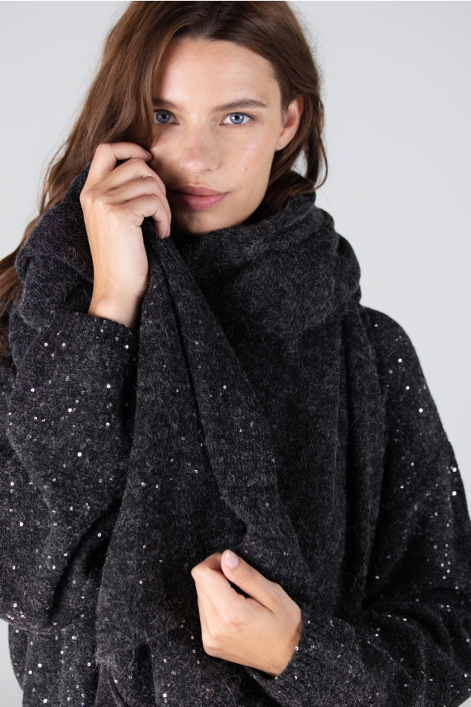 Juffrouw Jansen grijze dames sjaal | Close up