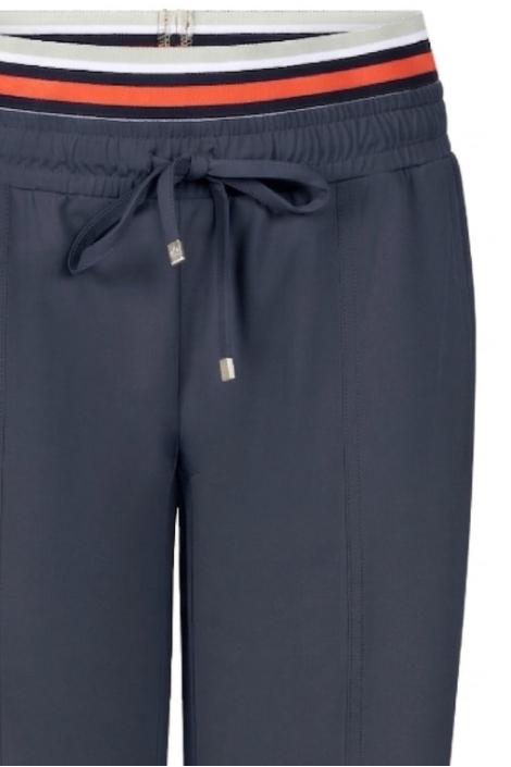 Zoso blauwe dames broek | Close up