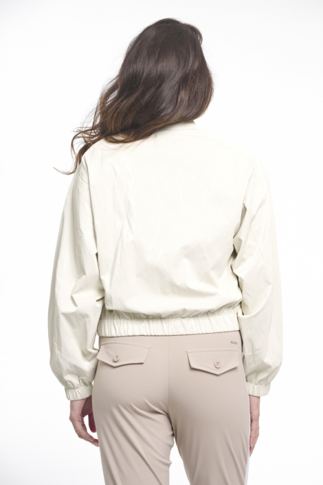 Zoso beige dames jas | Model achteraanzicht