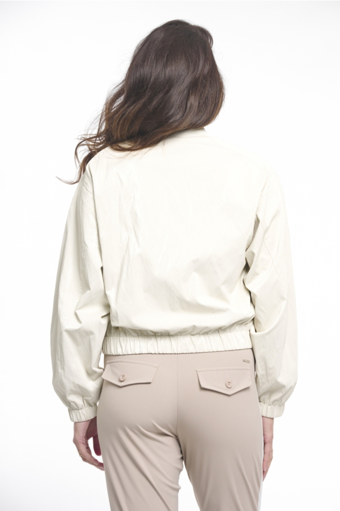 Zoso beige dames jas | Model achteraanzicht
