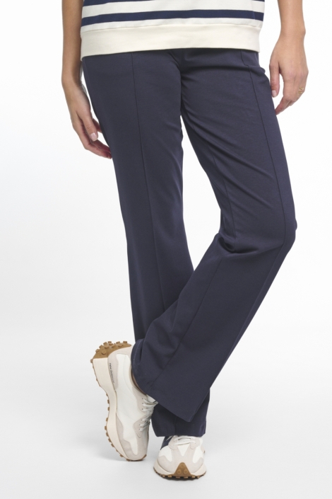 Zoso blauwe dames broek | Model vooraanzicht