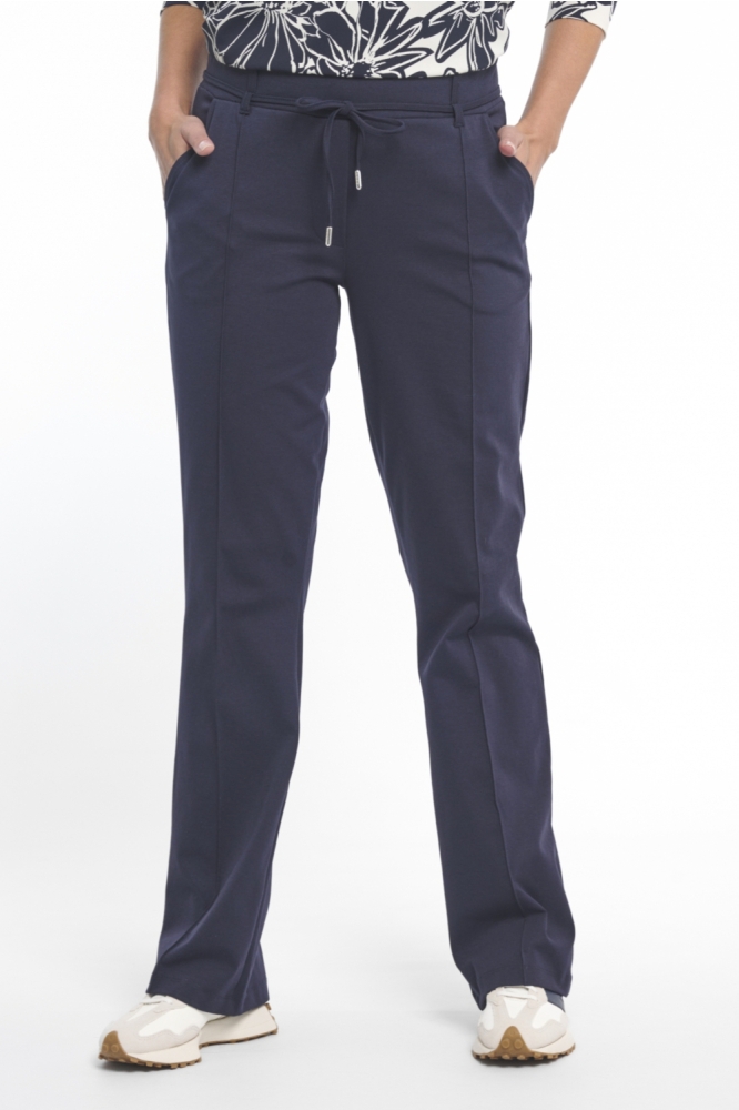 Zoso blauwe dames broek | Model vooraanzicht