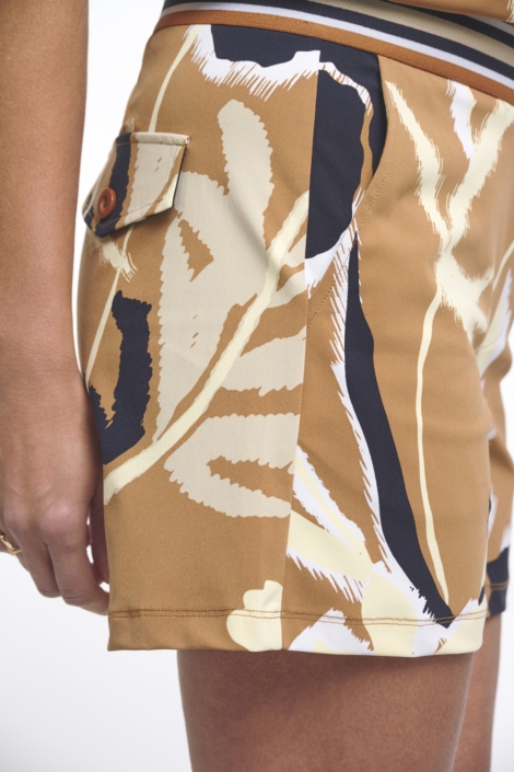 Zoso camel dames korte broek | Close up