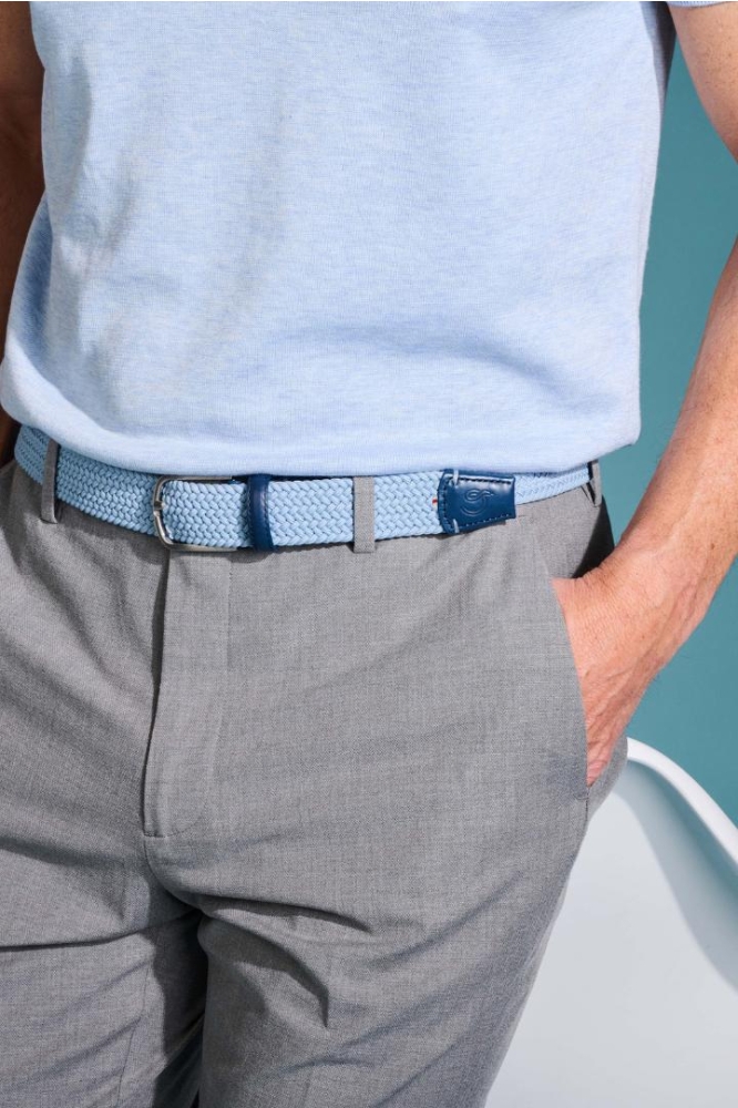 La Boucle blauwe heren riem | Model vooraanzicht