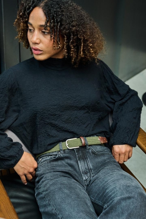 La Boucle groene heren riem | Model vooraanzicht