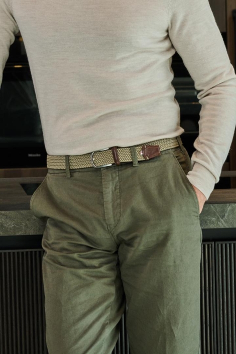 La Boucle groene heren riem | Model vooraanzicht