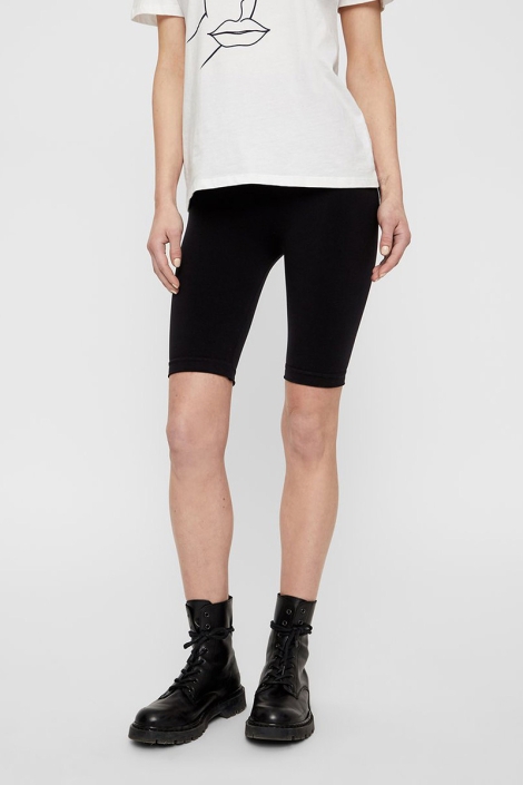 Pieces zwarte dames ondergoed | Model vooraanzicht