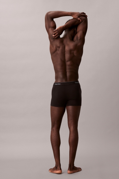 Calvin Klein zwarte heren ondergoed | Model achteraanzicht