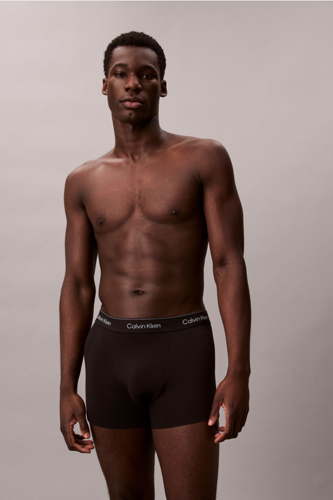 Calvin Klein zwarte heren ondergoed | Model vooraanzicht