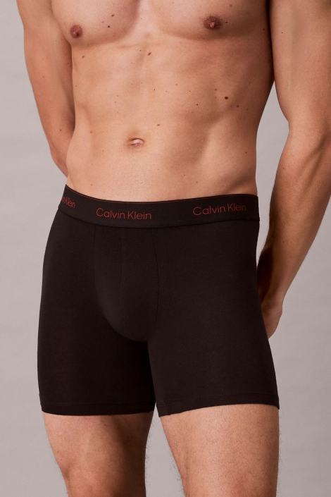 Calvin Klein zwarte heren ondergoed | Model vooraanzicht