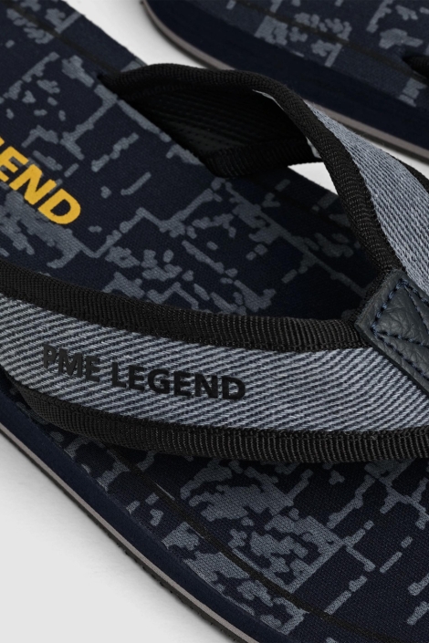PME legend blauwe heren slipper | Close up