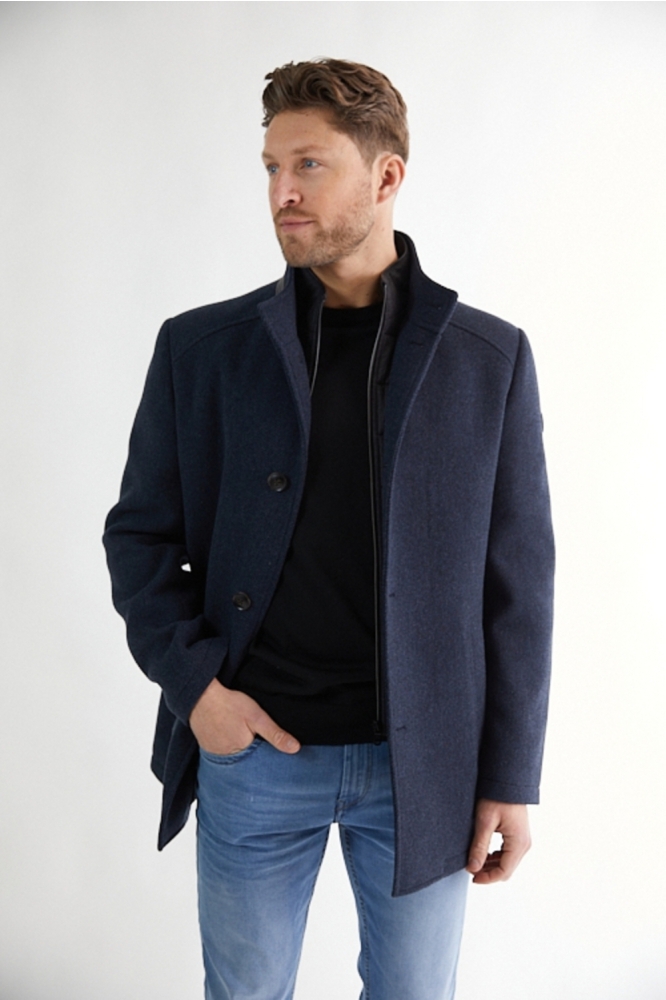 Donders blauwe heren jas | Model vooraanzicht