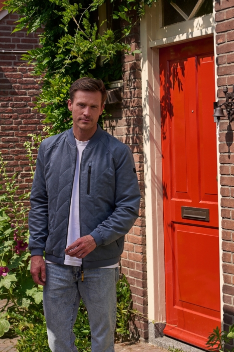 Donders blauwe heren jas | Sfeerbeeld, In situatie