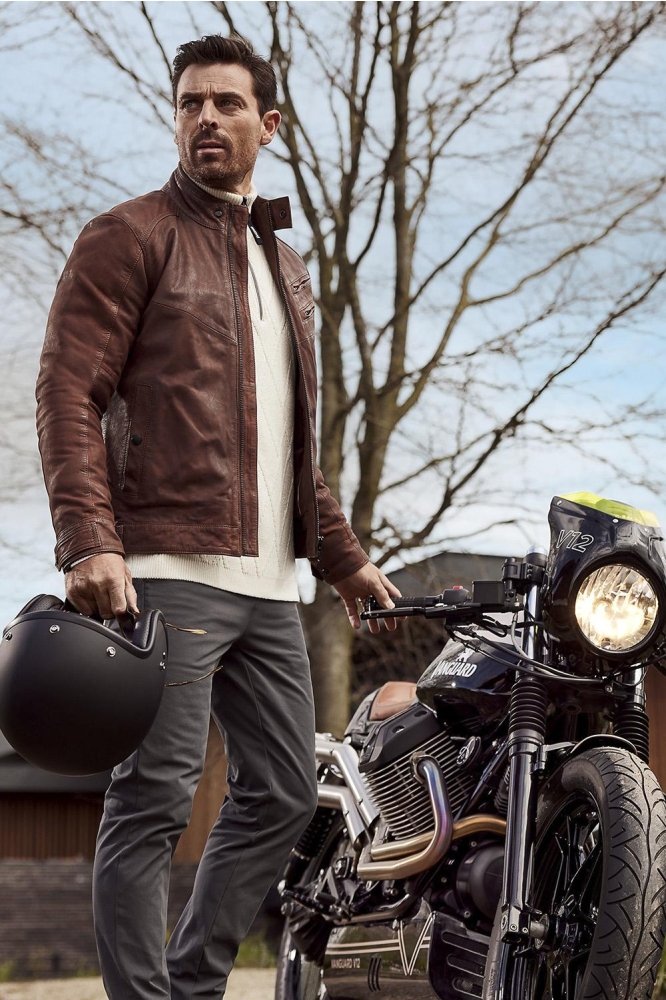 Vanguard cognac heren leren jas | Sfeerbeeld, In situatie