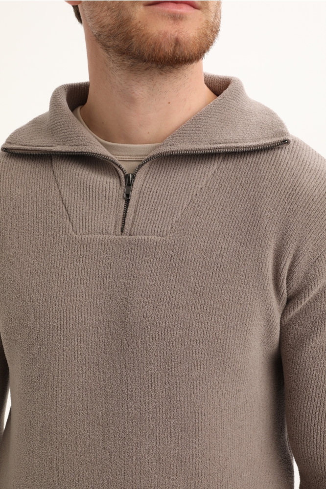 Gabbiano taupe heren trui | Close up