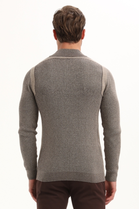 Gabbiano taupe heren trui | Model achteraanzicht