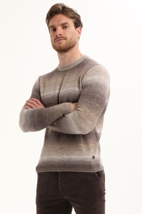 Gabbiano taupe heren trui | Model zijaanzicht