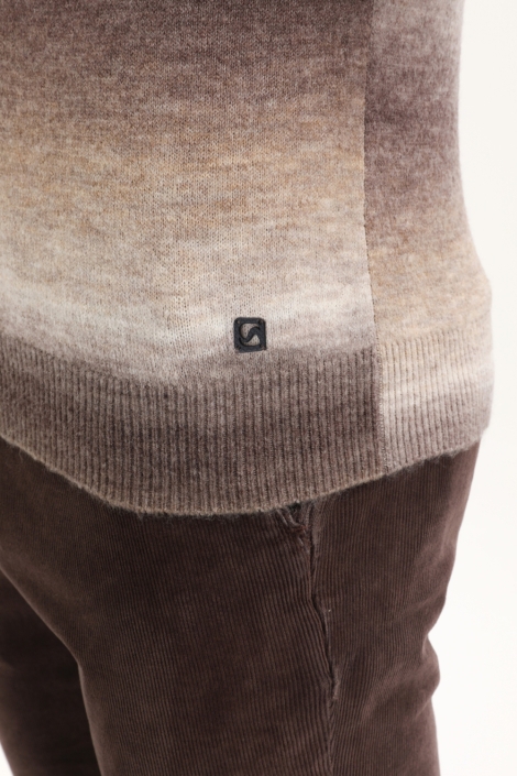 Gabbiano taupe heren trui | Close up