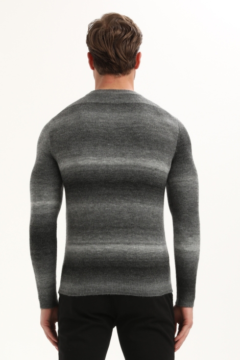 Gabbiano grijze heren trui | Model achteraanzicht