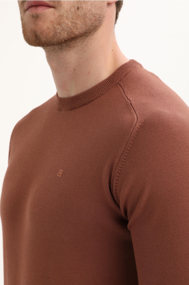 Gabbiano taupe heren trui | Close up